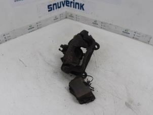 Used Rear brake calliper, left Opel Vivaro 1.9 DTI 16V Price € 60,50 Inclusive VAT offered by Snuverink Autodemontage