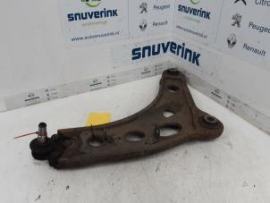 Used Front wishbone, right Renault Trafic New (FL) 2.0 dCi 16V 90 Price on request offered by Snuverink Autodemontage