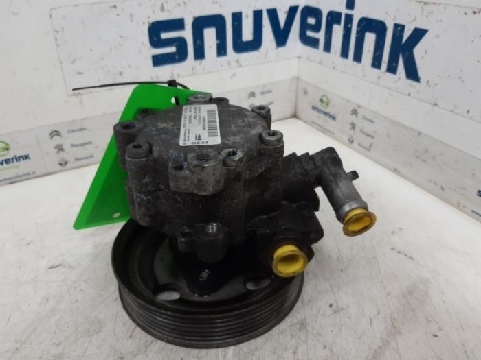 Usagé Pompe de direction Opel Combo 1.6 CDTI 16V ecoFlex Dualogic Prix € 78,64 Prix TTC proposé par Snuverink Autodemontage