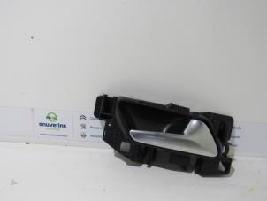 Used Front door handle 4-door, right Peugeot 3008 II (M4/MC/MJ/MR) 1.2 12V e-THP PureTech 130 Price € 20,00 Margin scheme offered by Snuverink Autodemontage