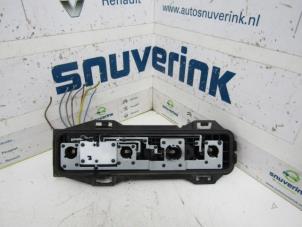 Used PCB, right taillight Peugeot 307 SW (3H) 2.0 HDi 90 Price € 25,00 Margin scheme offered by Snuverink Autodemontage