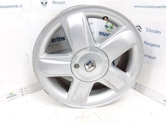 Wheel from a Renault Twingo II (CN) 1.2 16V LEV 2011