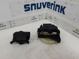 Used Heater valve motor Fiat 500X (334) 1.4 Multi Air 16V Price on request offered by Snuverink Autodemontage