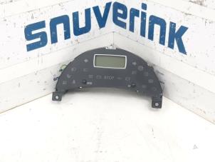 Used Instrument panel Peugeot 807 2.2 HDiF 16V Price € 46,00 Margin scheme offered by Snuverink Autodemontage