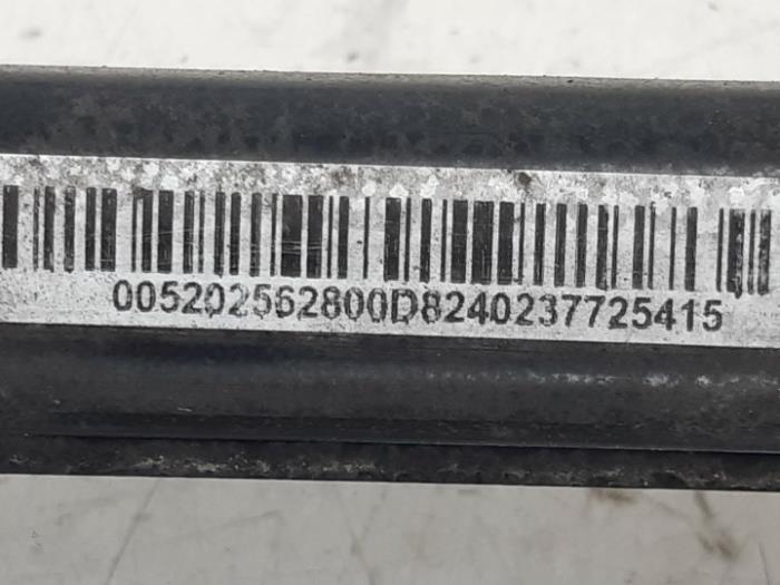 Rear anti-roll bar from a Fiat 500X (334) 1.4 Multi Air 16V 2015