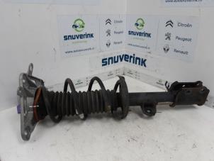 Used Rear shock absorber rod, right Fiat 500X (334) 1.4 Multi Air 16V Price € 75,00 Margin scheme offered by Snuverink Autodemontage