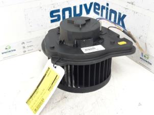 Usados Motor de ventilador de calefactor Volvo C70 (NC) 2.5 Turbo LPT 20V Precio € 40,00 Norma de margen ofrecido por Snuverink Autodemontage