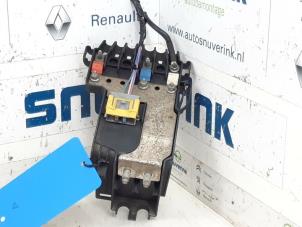Used Fuse box Peugeot 308 (4A/C) 1.6 16V THP 150 Price € 30,00 Margin scheme offered by Snuverink Autodemontage