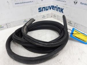 Used Door seal 2-door, right Peugeot Expert (G9) 1.6 HDi 90 Price € 42,35 Inclusive VAT offered by Snuverink Autodemontage
