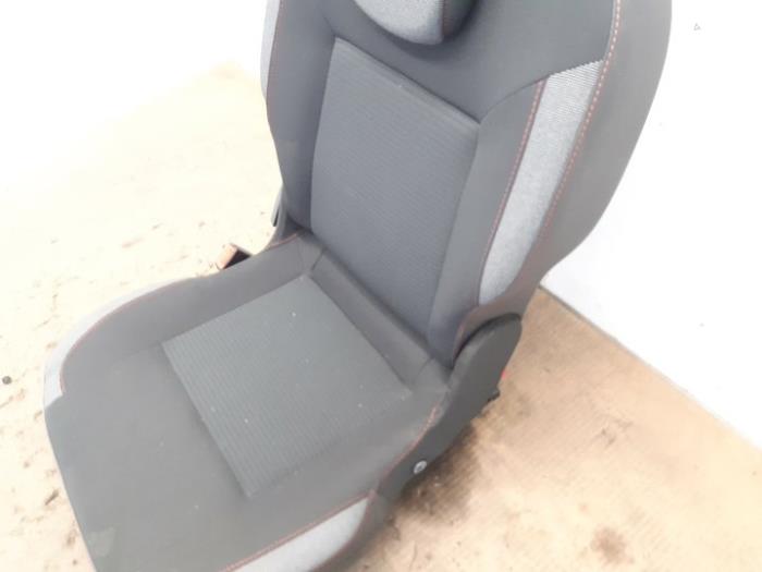 Rear seat from a Renault Twingo II (CN) 1.2 16V 2012