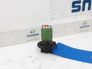 Used Heater resistor plug Peugeot 307 (3A/C/D) 2.0 HDi 90 Price € 25,00 Margin scheme offered by Snuverink Autodemontage