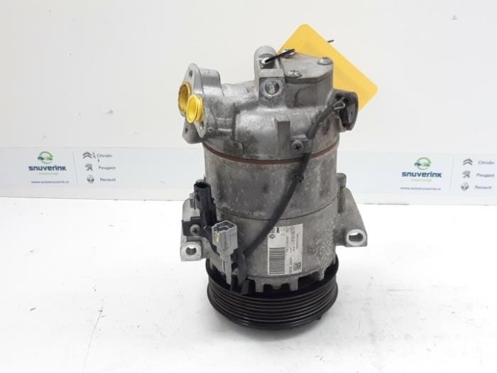 Pompe clim d'un Renault Captur (2R) 1.2 TCE 16V EDC 2018