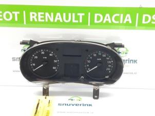 Used Instrument panel Renault Trafic New (FL) 2.0 dCi 16V 90 Price € 90,75 Inclusive VAT offered by Snuverink Autodemontage