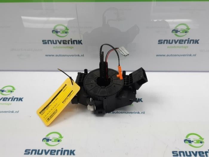 Airbag clock spring from a Renault Trafic New (FL) 2.0 dCi 16V 90 2008