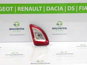 Gebrauchte Rückfahrscheinwerfer links Renault Twingo II (CN) 1.2 16V Preis € 20,00 Margenregelung angeboten von Snuverink Autodemontage