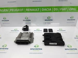 Usagé Ordinateur gestion moteur Renault Laguna III Estate (KT) 2.0 dCi 16V FAP GT Prix € 250,00 Règlement à la marge proposé par Snuverink Autodemontage