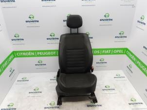 Używane Fotel prawy Renault Laguna III Estate (KT) 2.0 16V Cena € 150,00 Procedura marży oferowane przez Snuverink Autodemontage