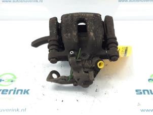 Used Rear brake calliper, right Renault Kangoo/Grand Kangoo (KW) 1.6 16V Price € 40,00 Margin scheme offered by Snuverink Autodemontage