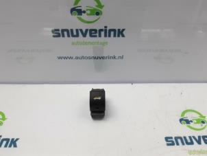 Used Convertible roof controller Peugeot 308 CC (4B) 1.6 16V THP 155 Price € 45,00 Margin scheme offered by Snuverink Autodemontage