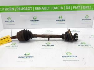 Used Front drive shaft, left Renault Master III (FD/HD) 2.2 dCi 16V Price € 151,25 Inclusive VAT offered by Snuverink Autodemontage