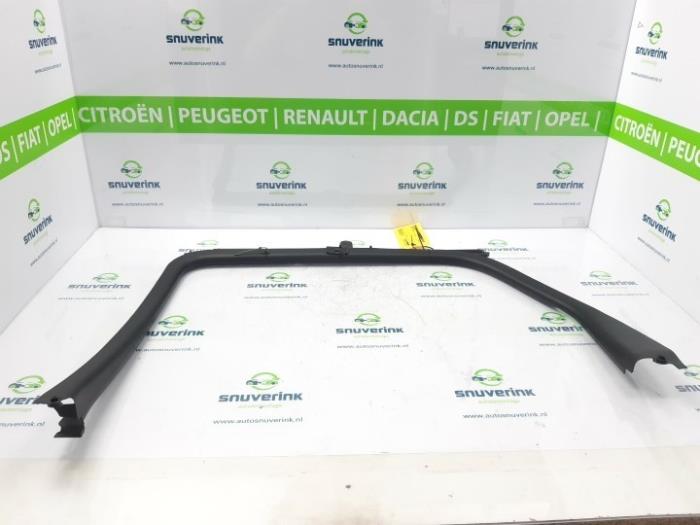 Begagnade Markis Renault Scénic II (JM) 1.6 16V Pris € 65,02 Marginaltabell erbjuds av Snuverink Autodemontage