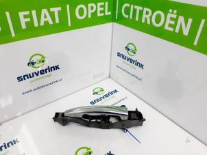 Usagé Poignée Citroen DS3 (SA) 1.6 e-HDi Prix € 25,00 Règlement à la marge proposé par Snuverink Autodemontage