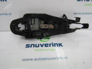 Used Sliding door handle, right Citroen Berlingo 1.6 Hdi 90 Phase 2 Price on request offered by Snuverink Autodemontage