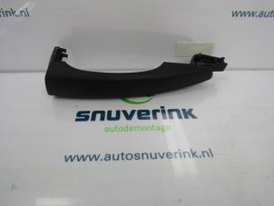 Used Sliding door handle, right Citroen Berlingo 1.6 Hdi 90 Phase 2 Price on request offered by Snuverink Autodemontage