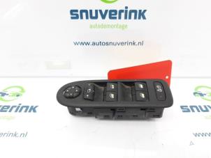 Usados Interruptor combinado de ventanillas Citroen C5 III Tourer (RW) 1.8 16V Precio € 50,00 Norma de margen ofrecido por Snuverink Autodemontage