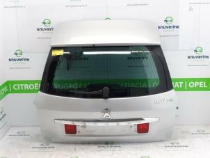 Gebrauchte Heckklappe Peugeot 407 SW (6E) 2.0 16V Preis € 100,00 Margenregelung angeboten von Snuverink Autodemontage