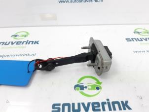 Used Front door stop 4-door, right Peugeot 208 I (CA/CC/CK/CL) 1.2 Vti 12V PureTech 82 Price € 10,00 Margin scheme offered by Snuverink Autodemontage