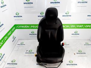 Gebrauchte Sitz rechts Peugeot 2008 (CU) 1.2 12V e-THP PureTech 130 Preis € 200,00 Margenregelung angeboten von Snuverink Autodemontage