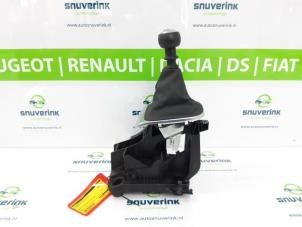 Used Gear stick Citroen C4 Berline (NC) 1.6 Hdi Price € 50,00 Margin scheme offered by Snuverink Autodemontage