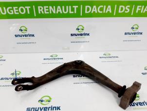 Used Front wishbone, left Peugeot 407 SW (6E) 2.0 16V Price on request offered by Snuverink Autodemontage