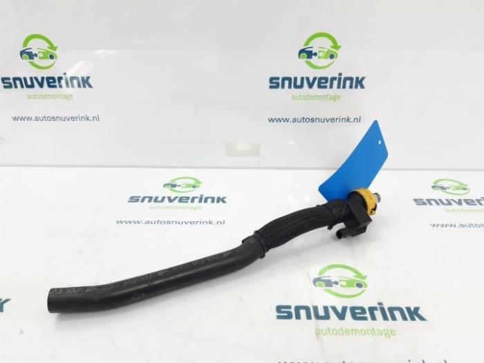 Usagé Ventilation carter Peugeot 2008 (CU) 1.2 12V e-THP PureTech 130 Prix € 10,33 Règlement à la marge proposé par Snuverink Autodemontage