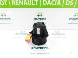 Used Heating and ventilation fan motor Citroen DS3 (SA) 1.6 e-HDi Price € 37,00 Margin scheme offered by Snuverink Autodemontage