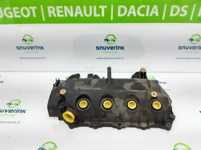 Used Rocker cover Renault Twingo Price € 34,98 Margin scheme offered by Snuverink Autodemontage