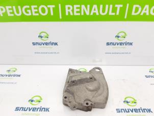 Usagé Support moteur Renault Twingo Prix sur demande proposé par Snuverink Autodemontage
