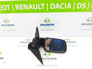 Used Wing mirror, right Peugeot 205 II (20A/C) 1.1 XE,GE,XL,GL,XR,GR Price € 30,00 Margin scheme offered by Snuverink Autodemontage