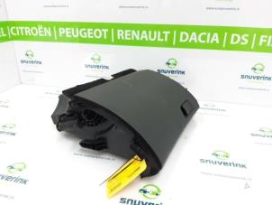 Used Glovebox Renault Megane IV Estate (RFBK) 1.2 Energy TCE 130 Price € 60,50 Inclusive VAT offered by Snuverink Autodemontage