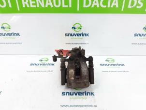 Usados Pinzas de freno izquierda detrás Citroen Berlingo 1.6 Hdi 75 Precio € 42,35 IVA incluido ofrecido por Snuverink Autodemontage