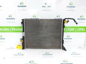 Used Radiator Renault Megane IV Estate (RFBK) 1.2 Energy TCE 130 Price € 48,40 Inclusive VAT offered by Snuverink Autodemontage