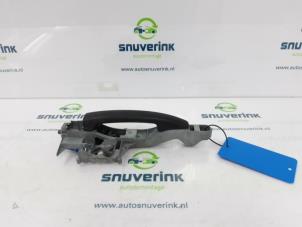 Used Door handle 4-door, front left Peugeot Partner (GC/GF/GG/GJ/GK) 1.6 HDI 75 Phase 2 Price € 30,25 Inclusive VAT offered by Snuverink Autodemontage