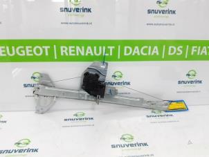Used Window mechanism 2-door, front left Peugeot Partner (GC/GF/GG/GJ/GK) 1.6 HDI 75 Phase 2 Price € 108,90 Inclusive VAT offered by Snuverink Autodemontage