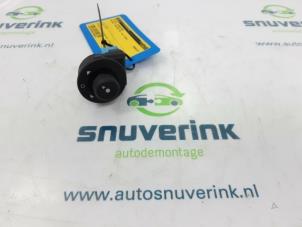 Used Mirror switch Peugeot Partner (GC/GF/GG/GJ/GK) 1.6 HDI 75 Phase 2 Price € 18,15 Inclusive VAT offered by Snuverink Autodemontage