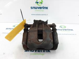Used Front brake calliper, left Renault Clio IV Estate/Grandtour (7R) 1.5 Energy dCi 90 FAP Price € 25,00 Margin scheme offered by Snuverink Autodemontage