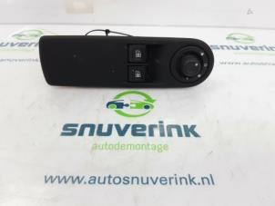 Used Multi-functional window switch Renault Clio IV Estate/Grandtour (7R) 1.5 Energy dCi 90 FAP Price € 20,00 Margin scheme offered by Snuverink Autodemontage