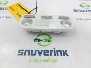 Used Interior lighting, front Renault Clio IV Estate/Grandtour (7R) 1.5 Energy dCi 90 FAP Price € 25,00 Margin scheme offered by Snuverink Autodemontage