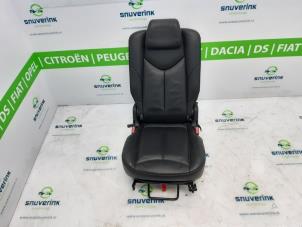 Używane Fotel tylny Peugeot 308 SW (4E/H) 1.6 16V THP 150 Cena € 450,00 Procedura marży oferowane przez Snuverink Autodemontage