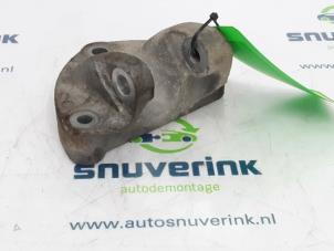 Used Engine mount Opel Movano 2.3 CDTi Biturbo 16V FWD Price € 30,25 Inclusive VAT offered by Snuverink Autodemontage